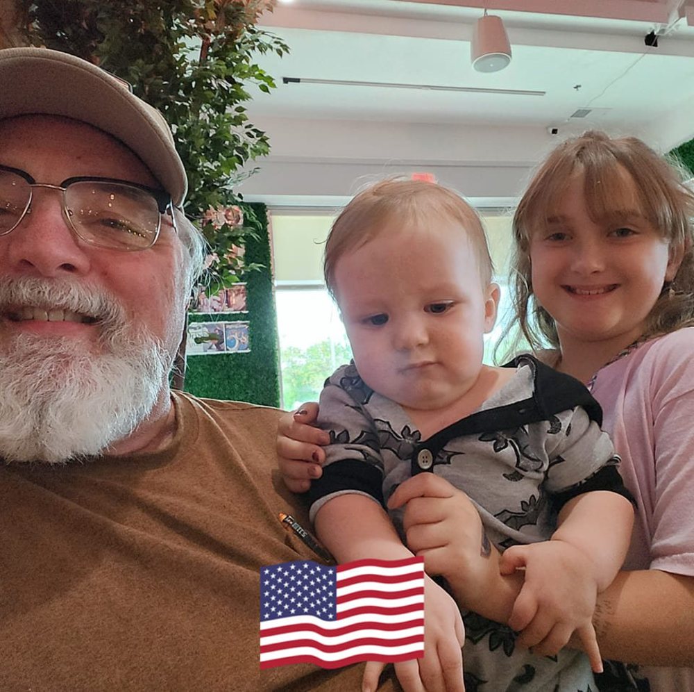 Meet your Posher, Bob